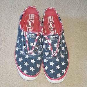 Keds Shoes - Cute red white & blue keds! Keds Shoes - Cute red white & blue keds!